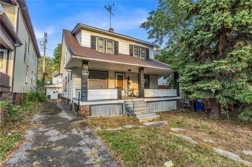 3122 W 101st St, Cleveland, OH, 44111-1836 | Card Image