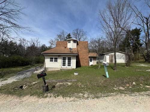 3079 Bluebird Rd, Merriam Woods Village, MO, 65740-9729 | Card Image