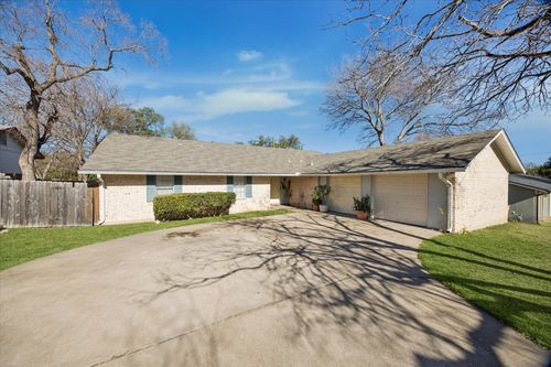 908 B Kirschner Place, Austin, TX, 78758 | Card Image