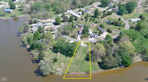 3394 Rothshire Cir, North Vernon, IN, 47265-8733 | Card Image