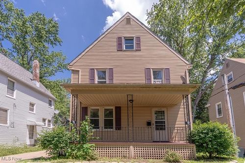 1529 Beardsley St, Akron, OH, 44301-2327 | Card Image