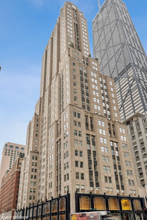 28a-159 E Walton Pl, Chicago, IL, 60611-2285 | Card Image