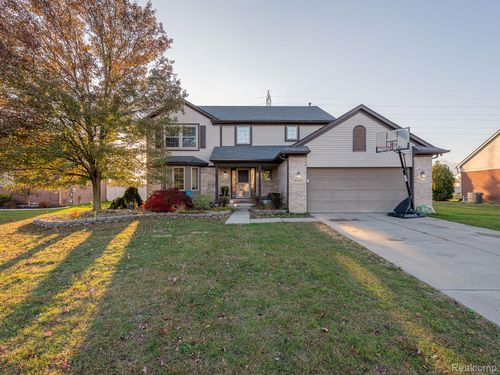 30246 Cherry Blossom Ln, Flat Rock, MI, 48134-1677 | Card Image