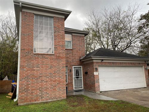 5330 Longmeadow St, Houston, TX, 77033-2748 | Card Image