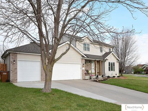 7201 Canyon Rd, Lincoln, NE, 68516-4893 | Card Image