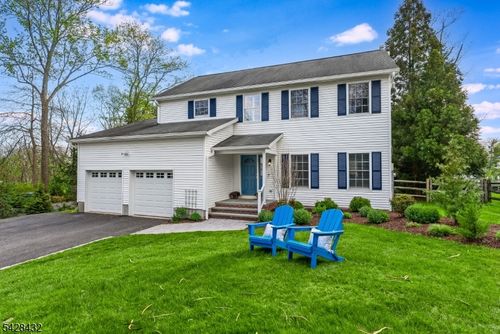 109 Hillside Ave, Bedminster, NJ, 07921-2516 | Card Image