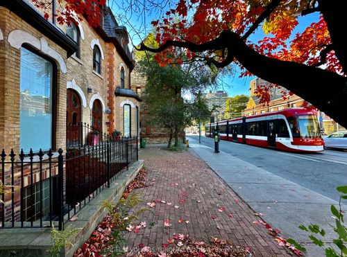 167 Carlton St, Toronto, ON, M5A2K3 | Card Image