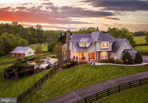18969 Peale Ln, LEESBURG, VA, 20175-6871 | Card Image