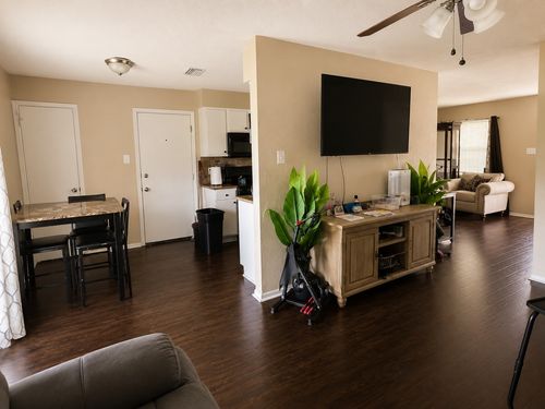 1614 Lee St, Kaufman, TX, 75142-3354 | Card Image