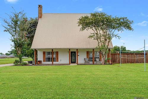 1005 Stephanie Dr, Breaux Bridge, LA, 70517 | Card Image