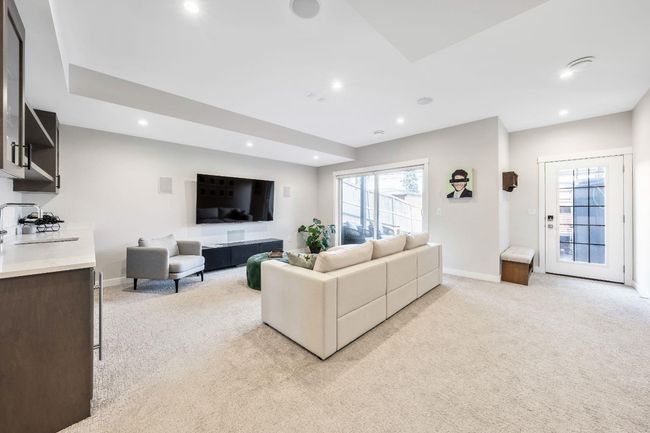 2523 21 St Sw, Home with 4 bedrooms, 3 bathrooms and 2 parking in Calgary AB | Image 38
