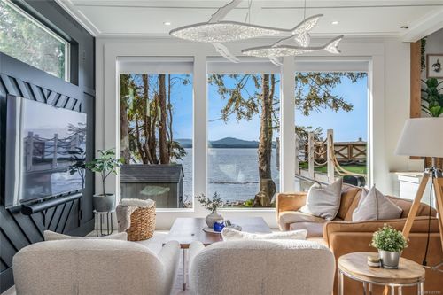 460 1st St, Sointula, BC, V0N3E0 | Card Image