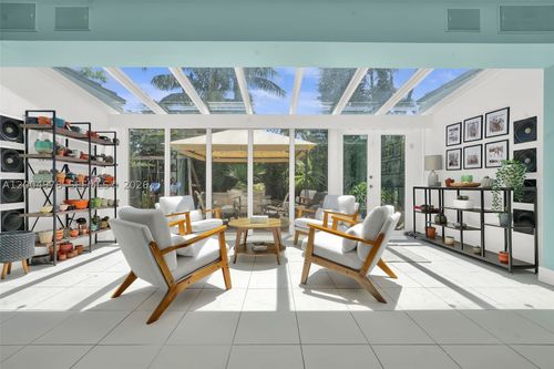 15540 Sw 152nd Ter, Miami, FL, 33187-5462 | Card Image
