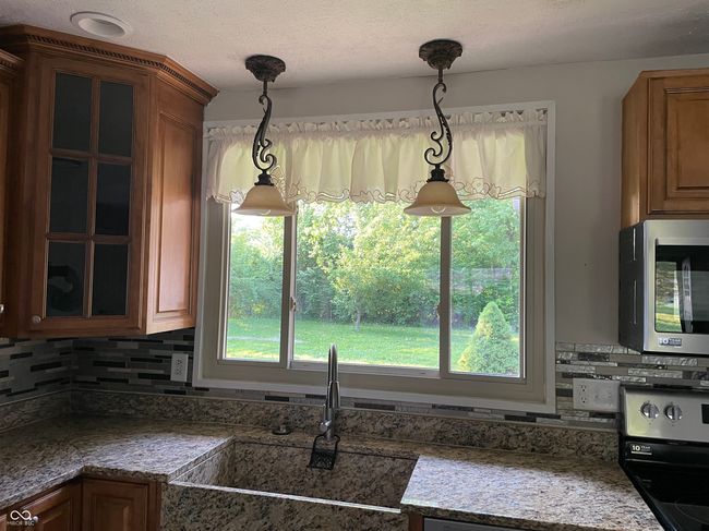 526 Emerson Rd, House other with 2 bedrooms, 2 bathrooms and null parking in Carmel IN | Image 15