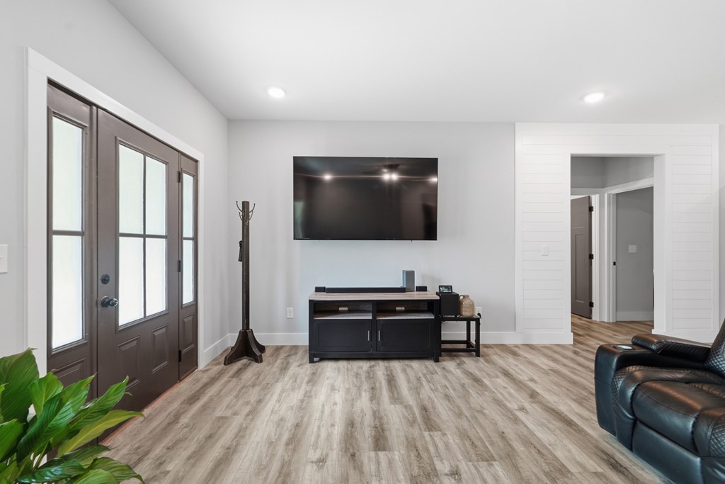 Residential in Smithville 3