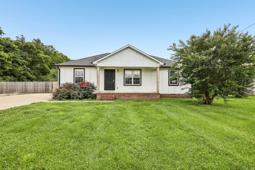 2312 Forrest Fields Dr, Chapel Hill, TN, 37034-3053 | Card Image