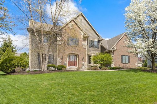 1828 Glenn Spring Court, OCONOMOWOC, WI, 53066 | Card Image