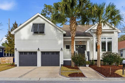 1506 Village Sq, Mount Pleasant, SC, 29464-4625 | Card Image