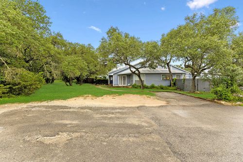 2-19 Deerfield Dr, Wimberley, TX, 78676-2723 | Card Image