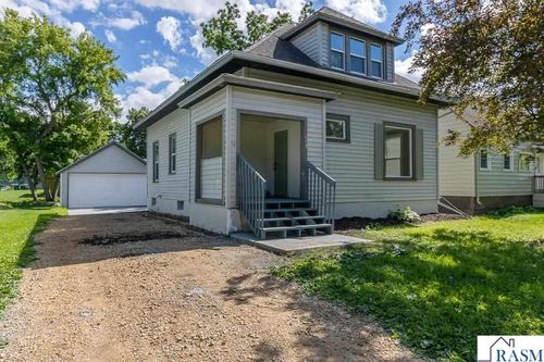 608 Se 7th Avenue, Waseca, MN, 56093 | Card Image