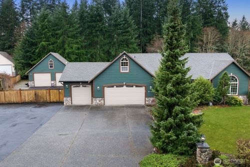 6126 185th St Nw, Stanwood, WA, 98292-5797 | Card Image