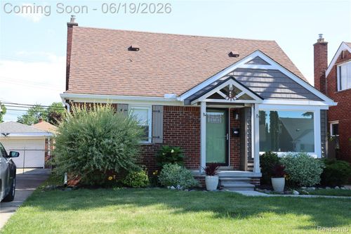 17396 Brody Ave, Allen Park, MI, 48101-1406 | Card Image