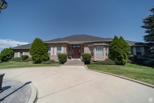 1416 E Valley View Dr, Wellington, UT, 84542-2016 | Card Image