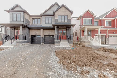 10 Sunflower Cres, Welland, ON, L3B0L3 | Card Image