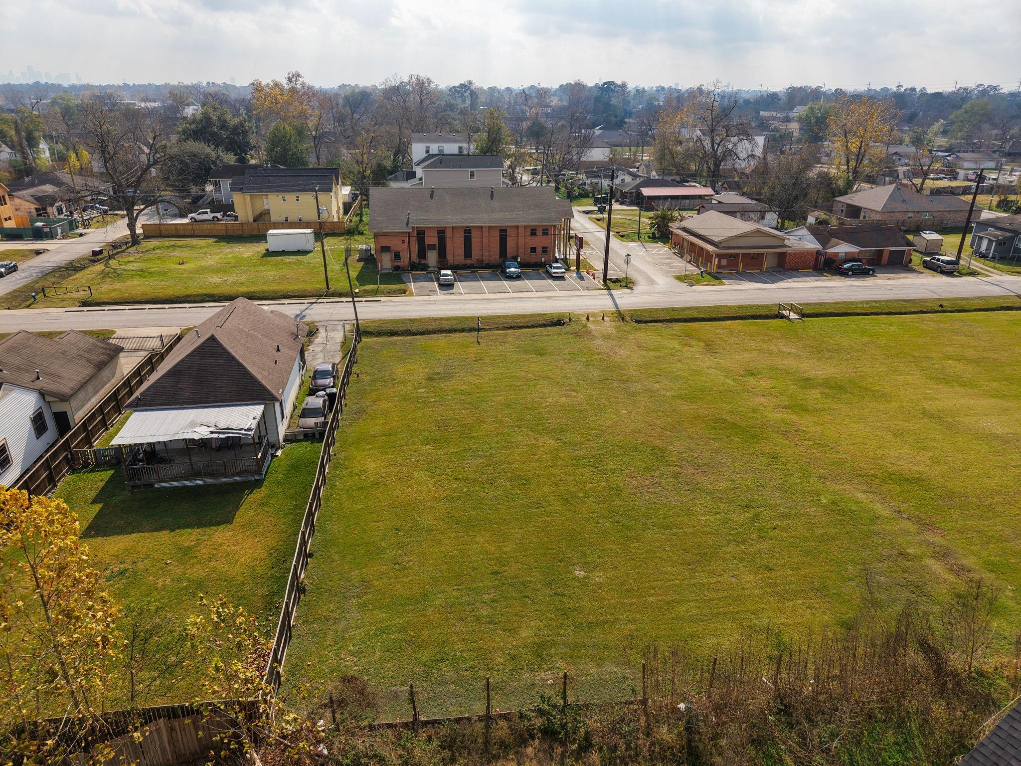 Land in Houston 4