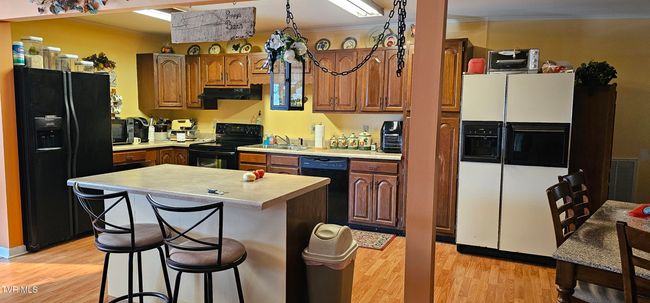 141 Clyde Ellis Dr, House other with 3 bedrooms, 2 bathrooms and null parking in Pennington Gap VA | Image 8