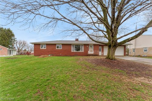 1709 Edmar Street, Louisville, OH, 44641 | Card Image