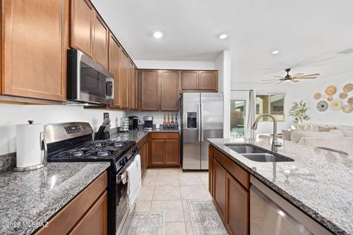 7860 S Ivy Hollow Ave, Tucson, AZ, 85757-0072 | Card Image