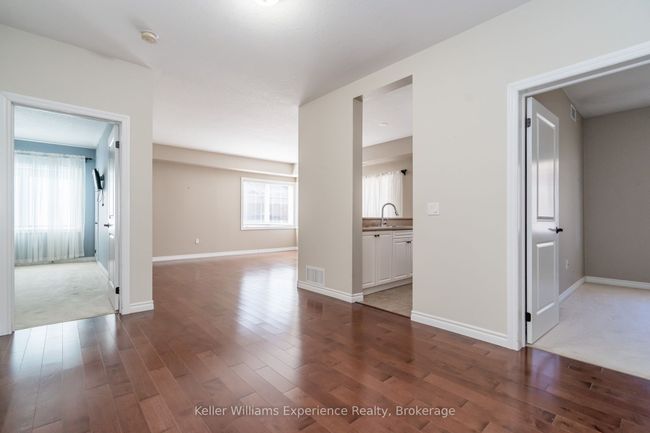 101 - 19B Yonge St N, Condo with 2 bedrooms, 2 bathrooms and 1 parking in Elmvale ON | Image 9