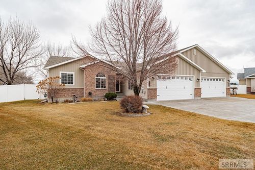 939 Clara Court, Ammon, ID, 83406 | Card Image