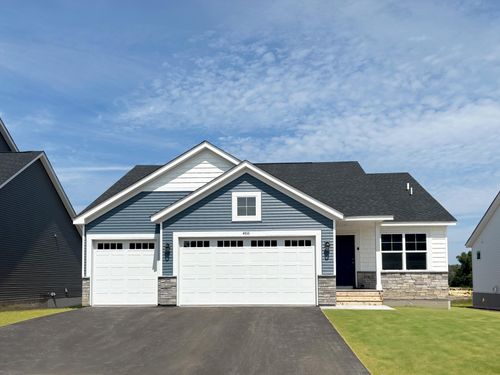 4783 8th Street Loop Ne, Saint Cloud, MN, 56304-4664 | Card Image