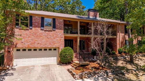 18 El Dorado Dr, Little Rock, AR, 72212-2838 | Card Image