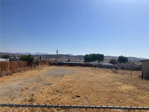1457 Riverside Drive, Barstow, CA, 92311 | Card Image