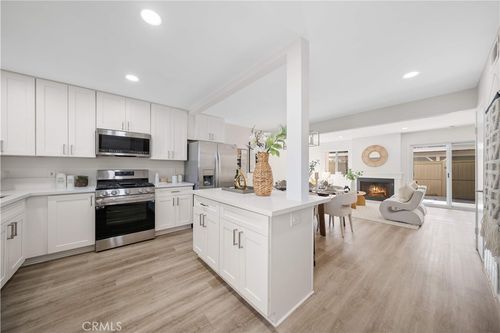 36-49 Thicket, Irvine, CA, 92614-7949 | Card Image