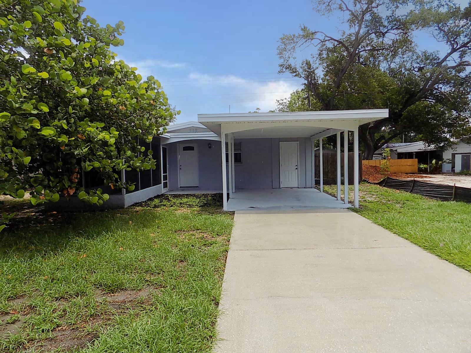Charlotte Ave, Sarasota, FL 34237