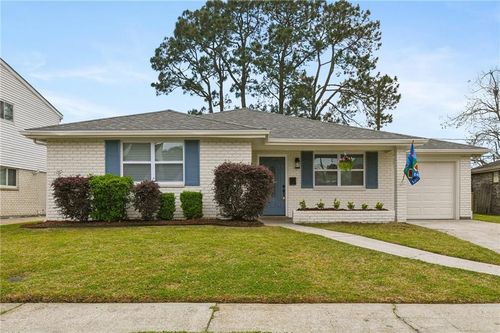 2152 Legion Dr, Terrytown, LA, 70056-4520 | Card Image