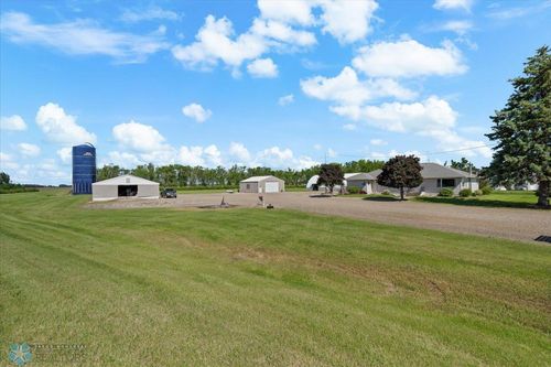 8445 164th Ave Se, Mantador, ND, 58058-9713 | Card Image