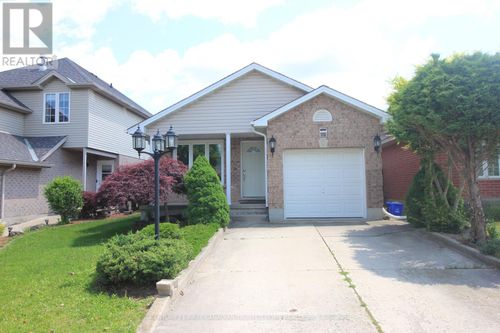 176 Oldham Street, London South (South T), ON, N5E5E2 | Card Image