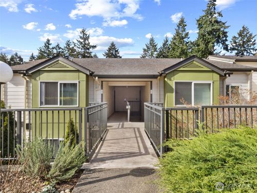 g202-31500 33rd Pl Sw, Federal Way, WA, 98023-5917 | Card Image