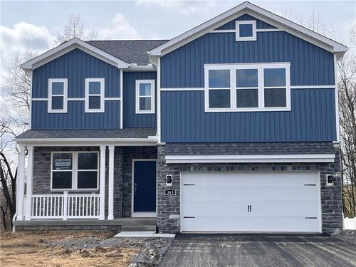 363 Leslie Farms Dr, Evans City, PA, 16033-4735 | Card Image