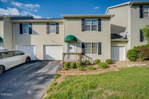 105-105 Glenstone Court, Johnson City, TN, 37601 | Card Image