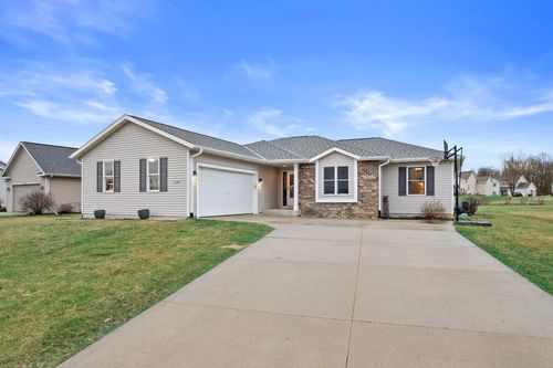 N7996 Woody Lane, Ixonia, WI, 53036 | Card Image