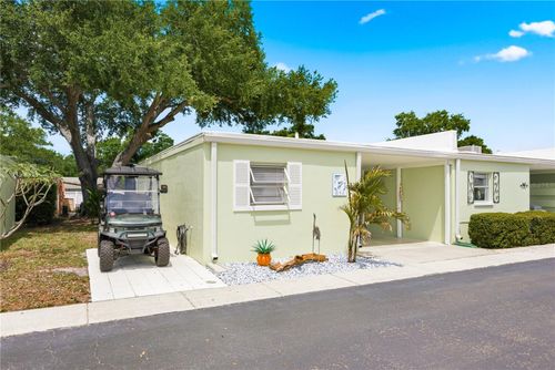 854 Sky Loch Dr N, DUNEDIN, FL, 34698-8140 | Card Image