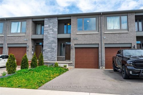 6 Bedrock Dr, Stoney Creek, ON, L8J0K6 | Card Image