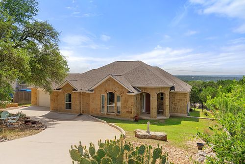 906 Daviot Dr, Briarcliff, TX, 78669-2433 | Card Image