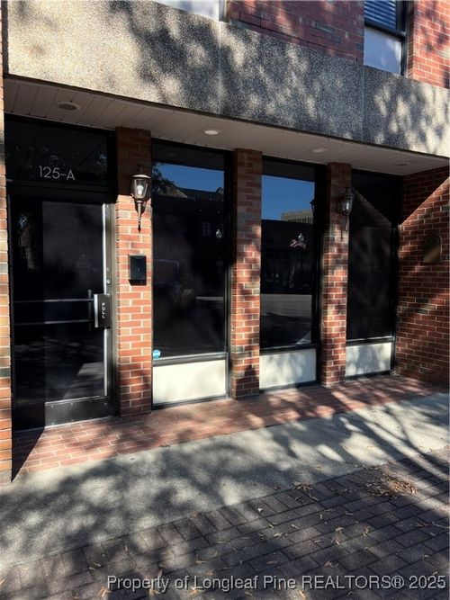 125 Person St, Fayetteville, NC, 28301-5721 | Card Image